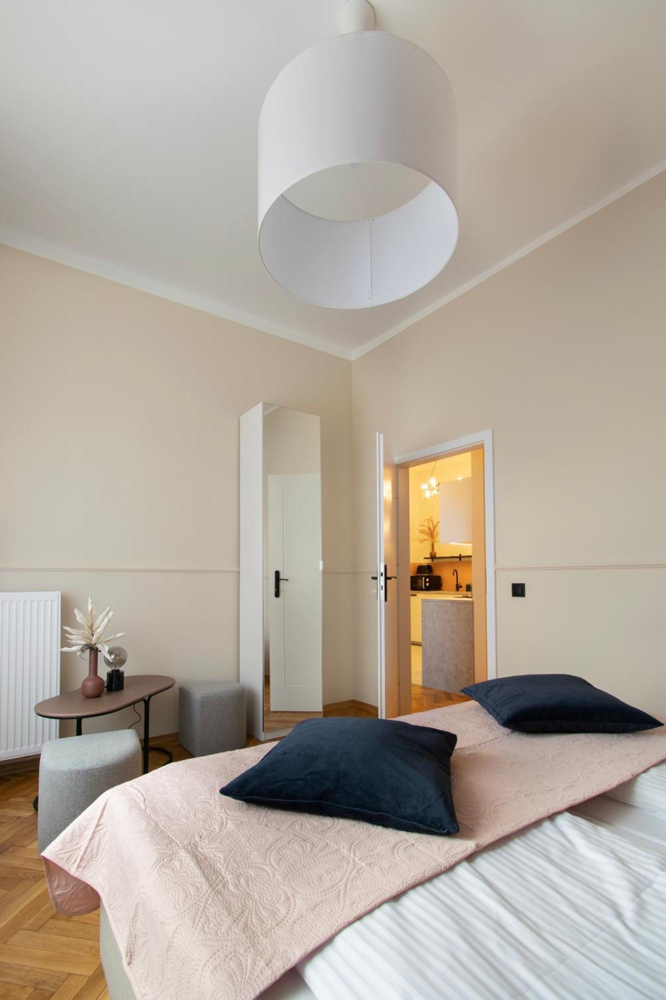 Central Apartments Warszawska Street Krakow Ngoại thất bức ảnh